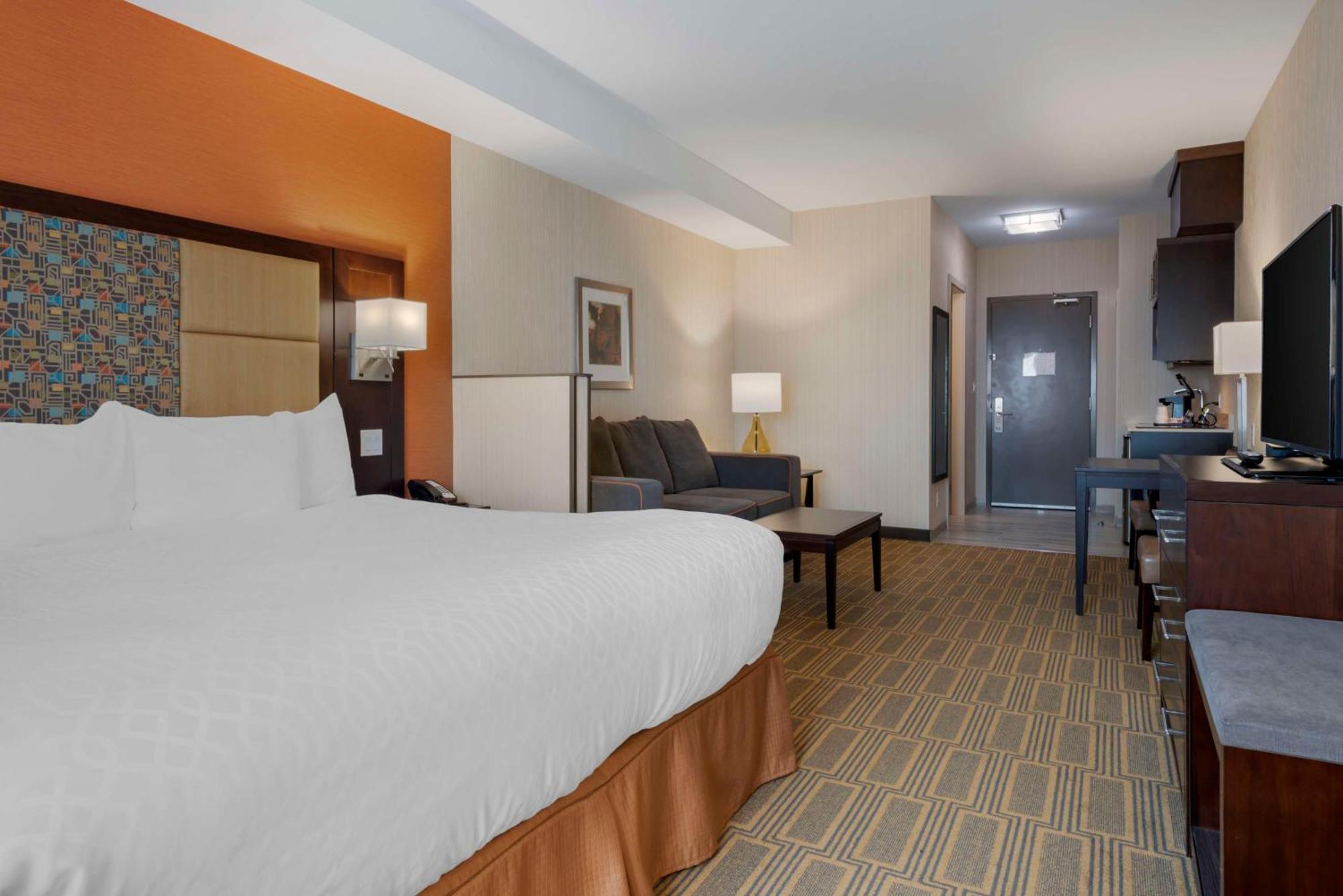 Best Western Plus Chateau Fort St. John Buitenkant foto