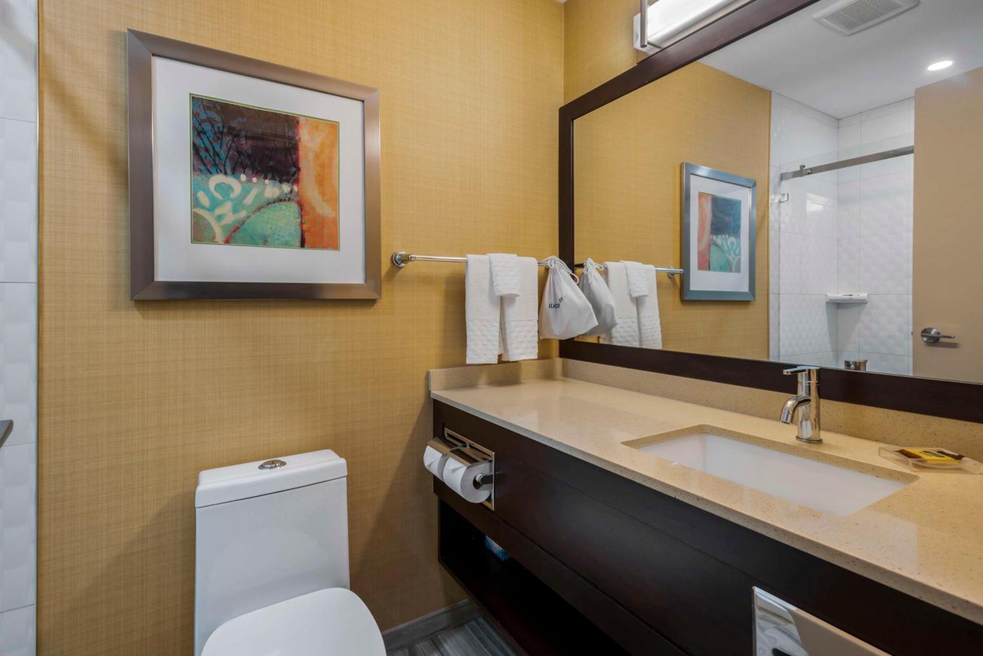 Best Western Plus Chateau Fort St. John Buitenkant foto