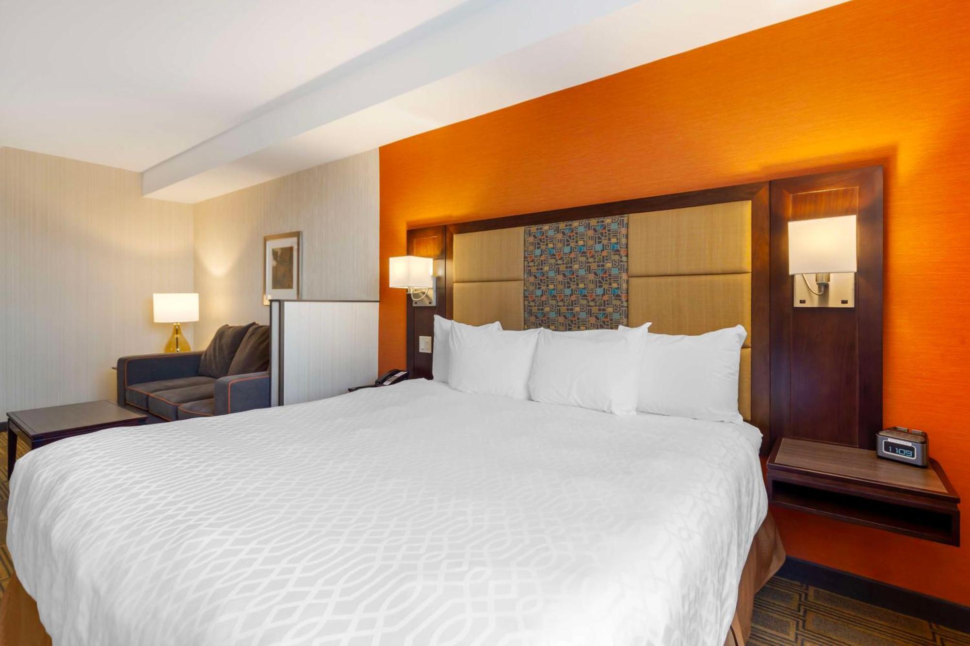 Best Western Plus Chateau Fort St. John Buitenkant foto