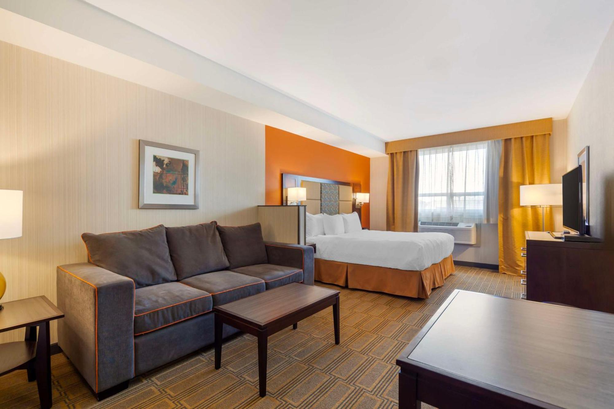 Best Western Plus Chateau Fort St. John Buitenkant foto