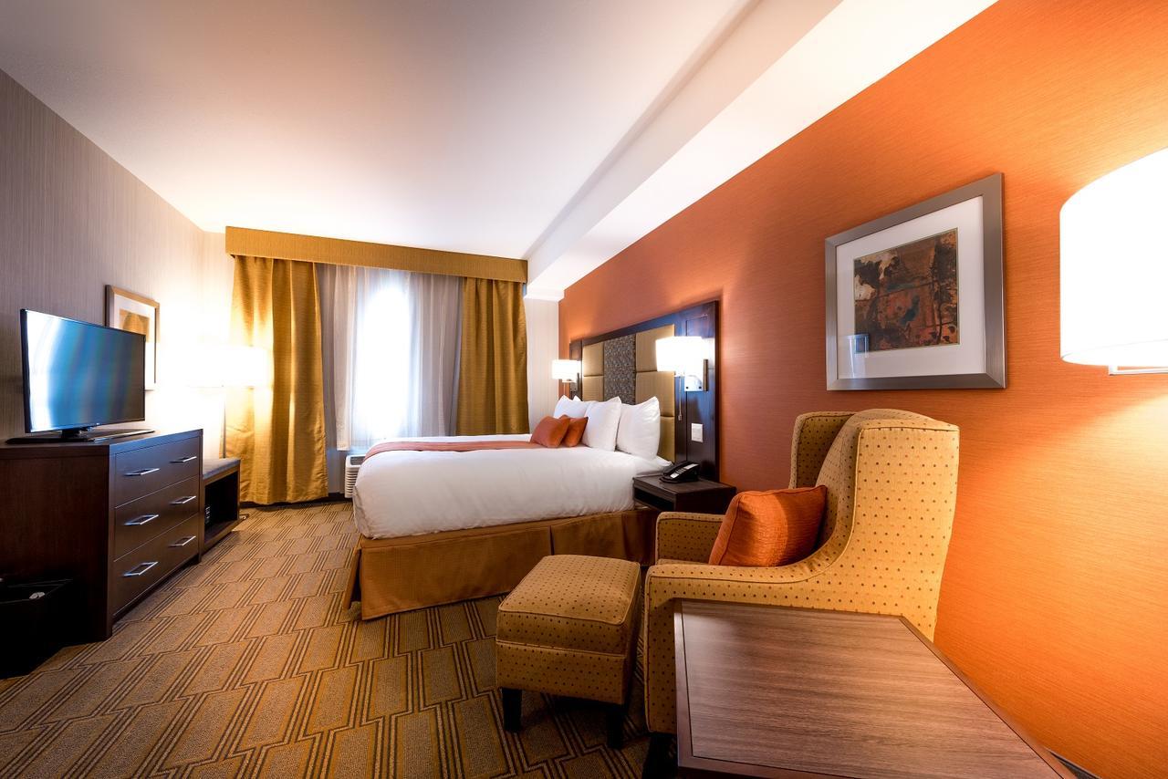 Best Western Plus Chateau Fort St. John Buitenkant foto